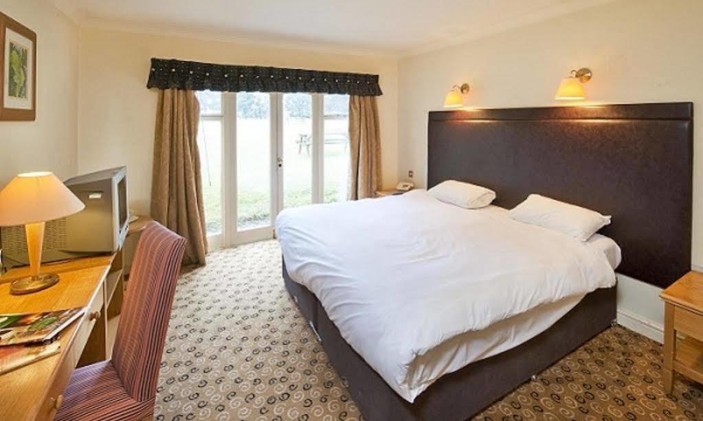 Ye Olde Talbot Hotel By Greene King Inns Вустер Екстер'єр фото